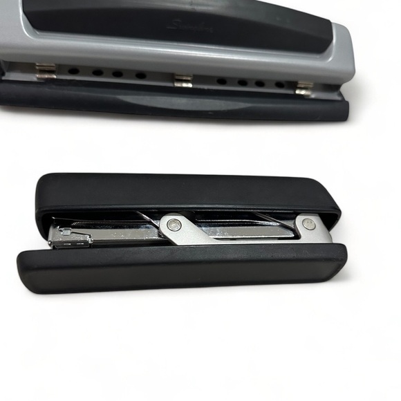 Stapler and Hole Punch Bundle Black and Silver - Heavy Duty - Picture 6 of 8